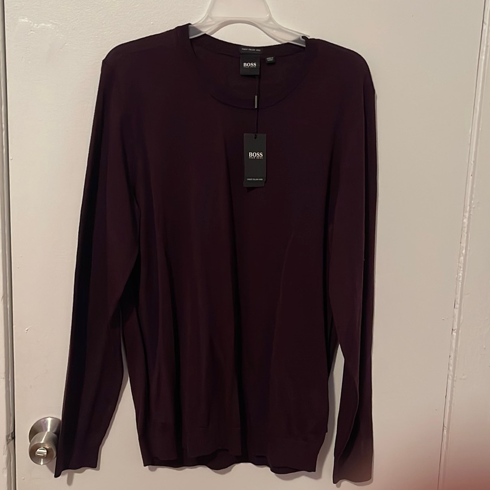 Large Hugo Boss sweater